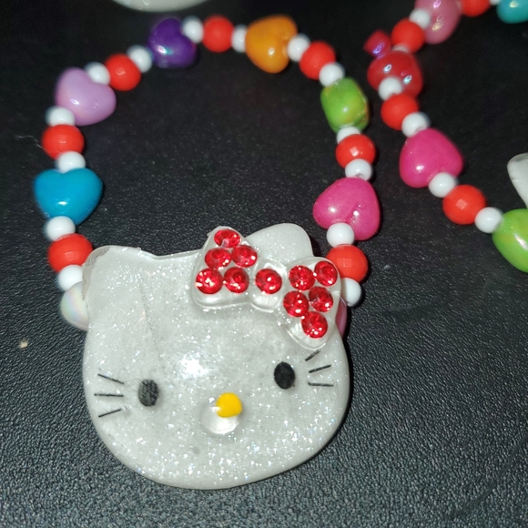 17 Pc Rhinestone Hello Kitty Handmade Bracelets B1 - Picture 2 of 2